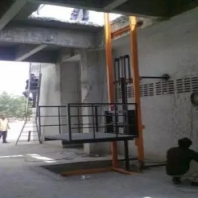 Hydraulic Goods Lift