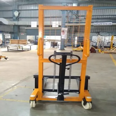 Manual Hydraulic Stacker