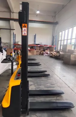2 Ton Battery Operated Hydraulic Stackers
